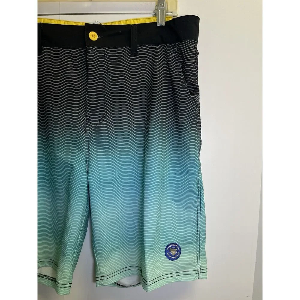 Banana Boat Men's Swimming Shorts UPF 50+ Size L Blue/Black‎ Striped